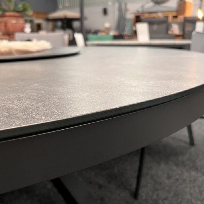 Eettafel Perth - Aluminium onderstel en krasvast tafelblad!