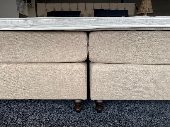 boxspring met topper van Wiegers