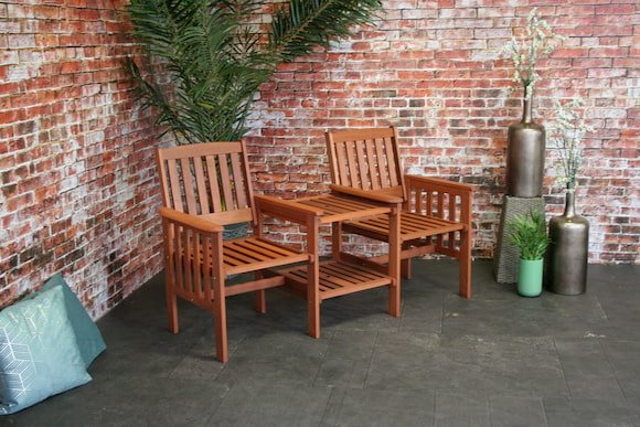 tuinmeubelen hout schoonmaken