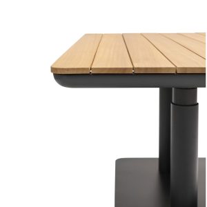 Teak tuinmeubelen onderhouden